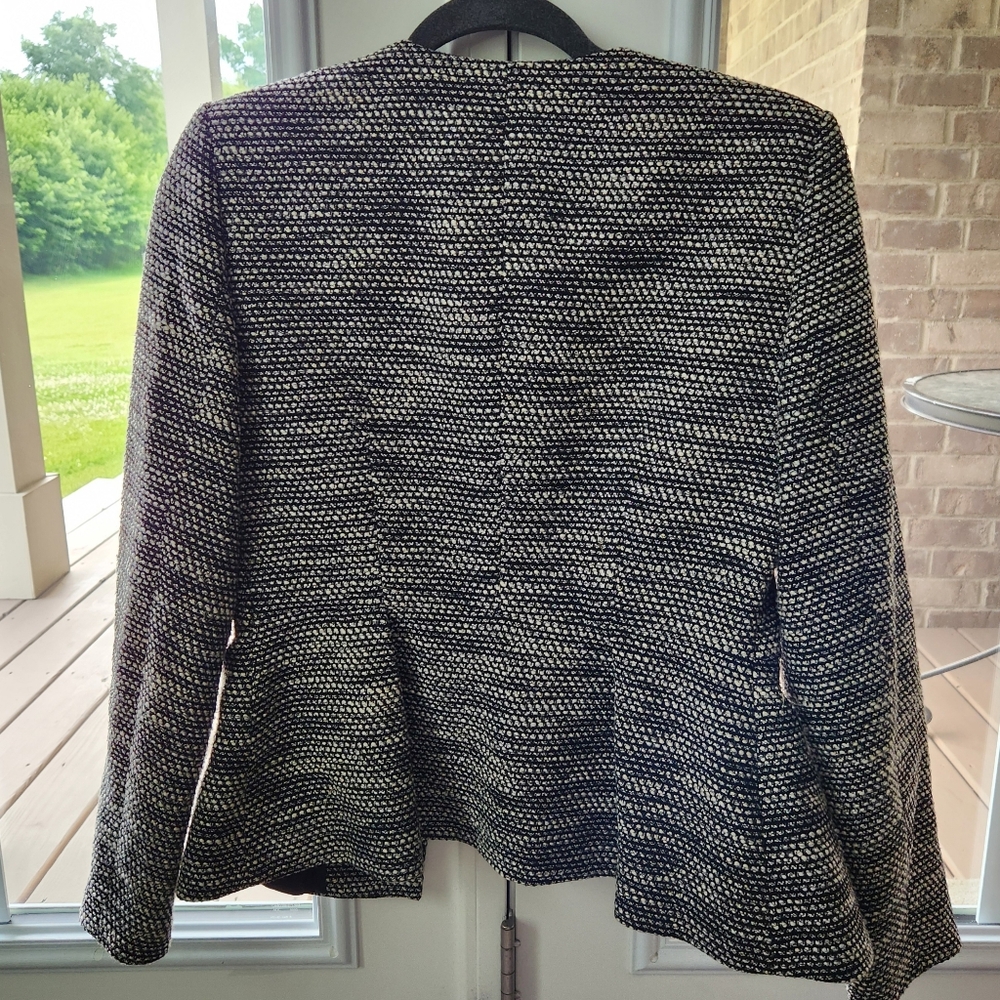 Gorgeous DNKY Blazer Jacket Dressy Zippers Size 2 Beautiful Stylish - Picture 2 of 12